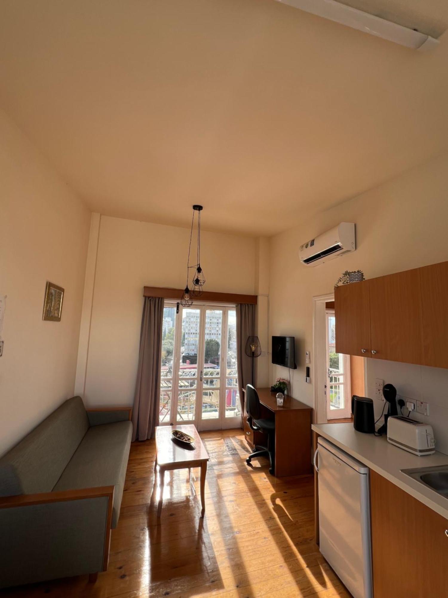 Nicosia City Centre Sky Views Apartment Exteriör bild